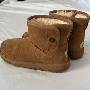 UGG Chestnut Sheepskin Lined Boots